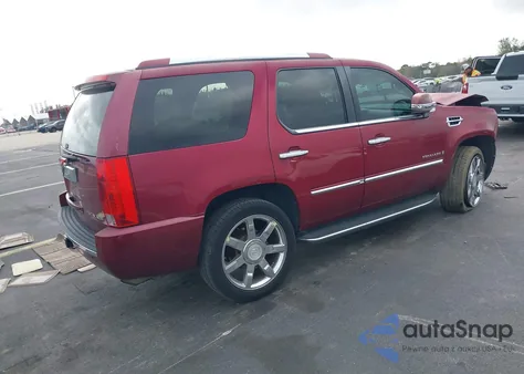 2008 Cadillac Escalade Standard z USA, uszkodzony, nr VIN 1GYFK63848R246902